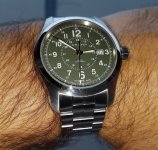 Hamilton Khaki Field Auto 42mm 100M Green Dial Cal. H10 Ref. H70605163 (1).jpg